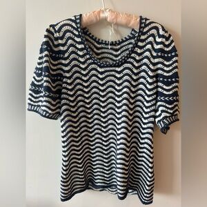 Navy & White Knit Chevron Top – Size L
 & White Knit Chevron Top – Size L